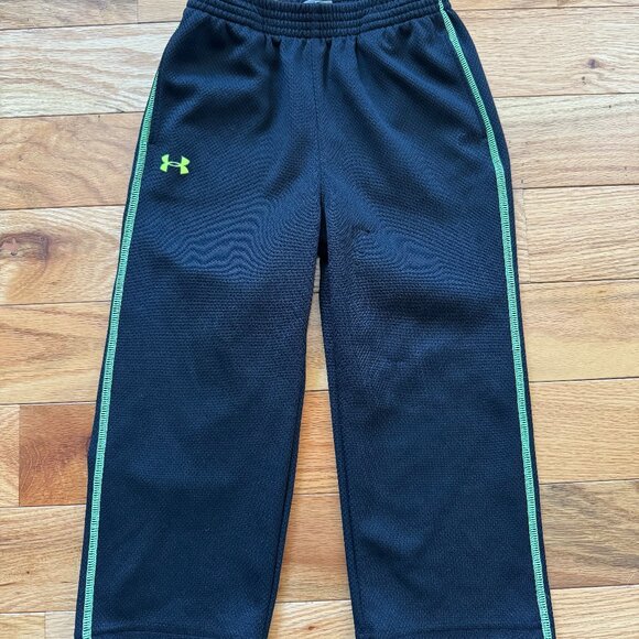 Boys size 3T Under Armour black with neon yellow preowned pants - Picture 1 of 6